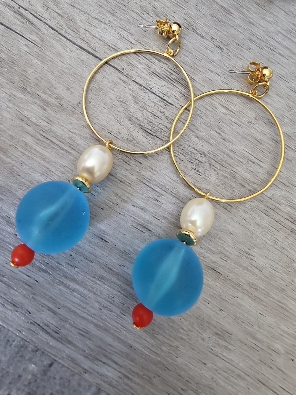 Vintage Avon 3” Dangle Earrings Colorful Gold Tone Hoops - Lucite - 1980s